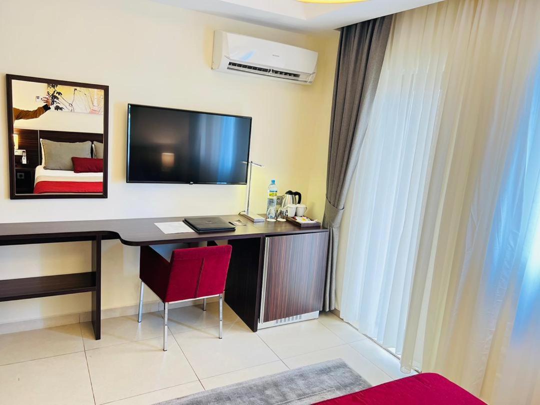 Souare Premium Hotel 科纳克里 外观 照片