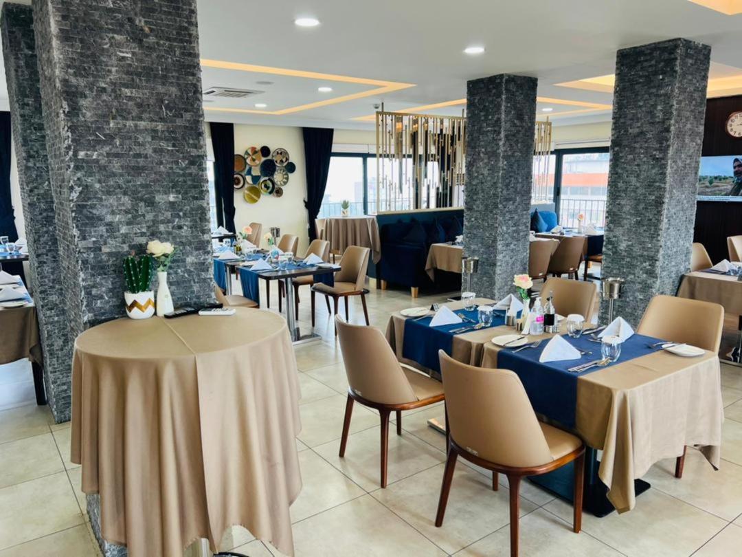 Souare Premium Hotel 科纳克里 外观 照片