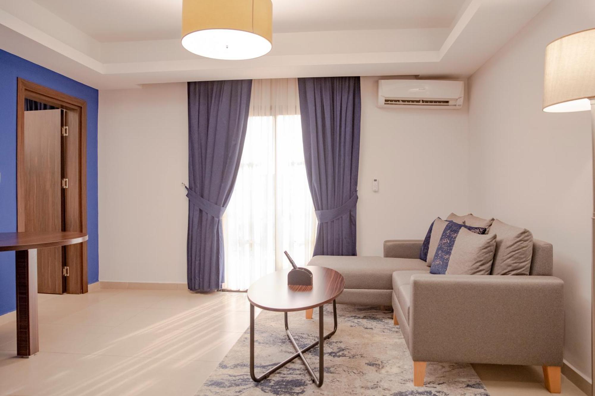Souare Premium Hotel 科纳克里 外观 照片