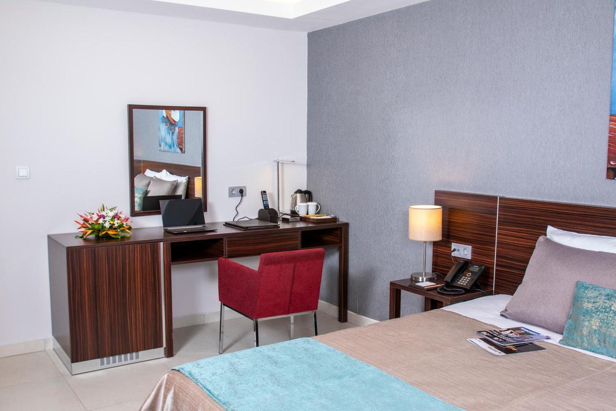 Souare Premium Hotel 科纳克里 外观 照片